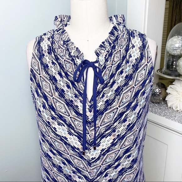 White House Black Market Chevron Tie Front Sleeveless Blouse Blue & White - Picture 5 of 12